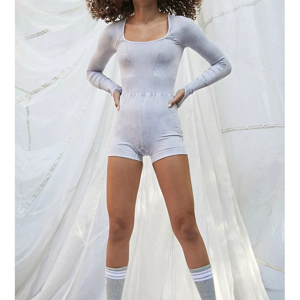 FREE PEOPLE RUNSIE